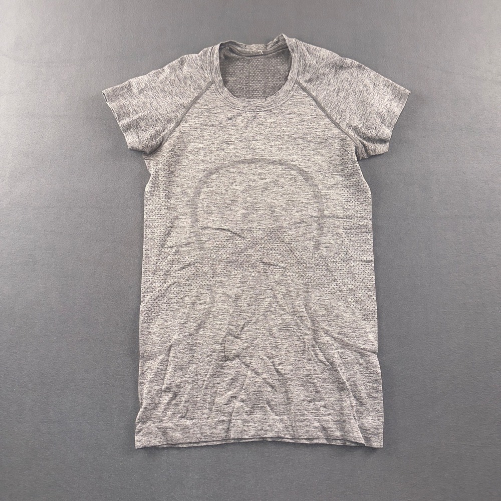 Lululemon Swiftly Tech Short Sleeve Crew Heathered Grey Size 4 Workout Top